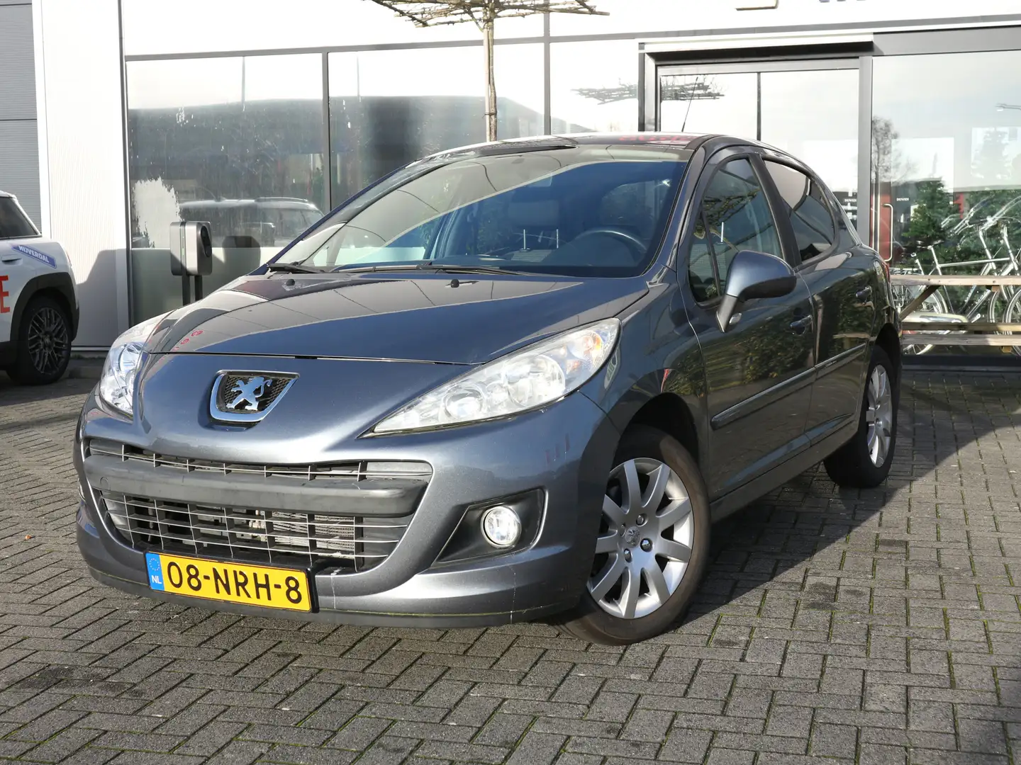 Peugeot 207 1.6 VTi Sportium AIRCO MEENEEMPRIJS NIEUWE APK Grijs - 1