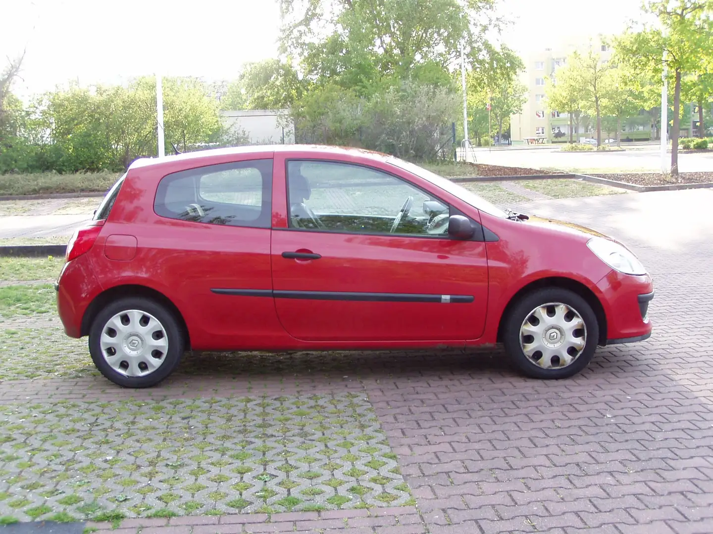 Renault Clio 1.2 16V Authentique # Klima # 2. Hand + Checkheft Červená - 2