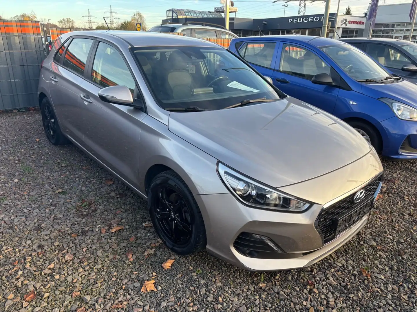 Hyundai i30 Select Silber - 1