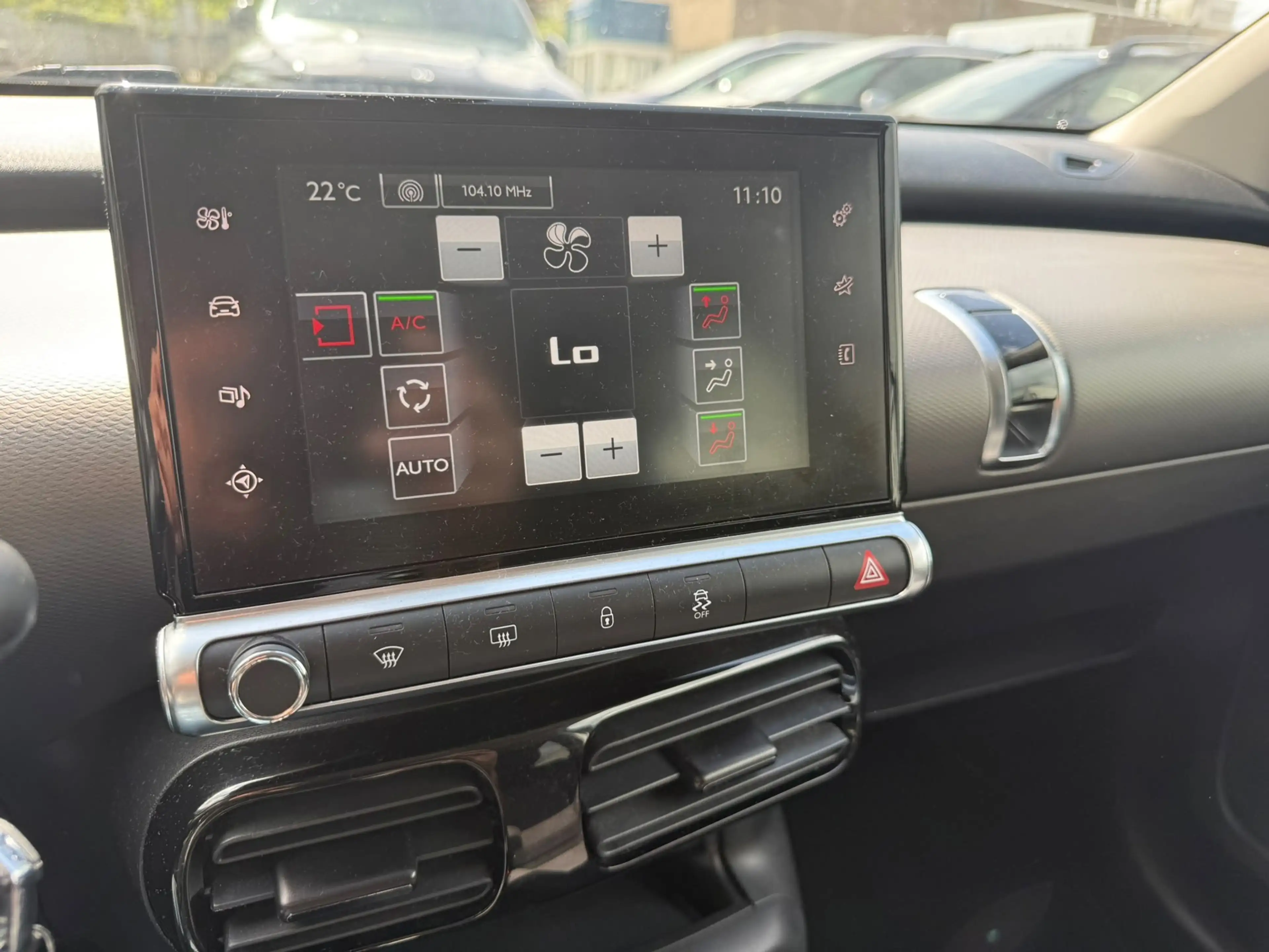 Citroen C4 Cactus 1.2 PureTech Shine, Navi, NAP, dealer onderhouden — photo 14