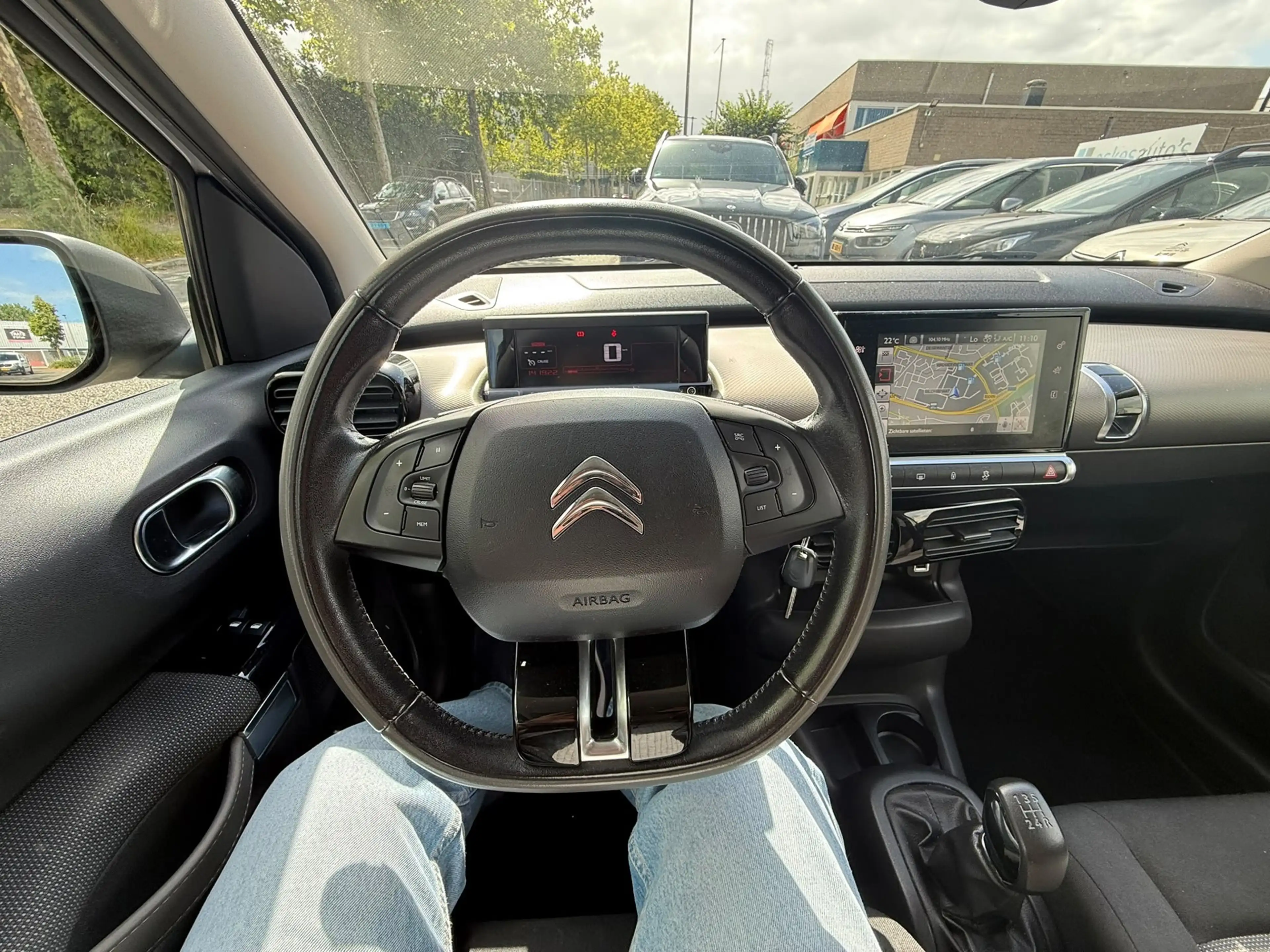 Citroen C4 Cactus 1.2 PureTech Shine, Navi, NAP, dealer onderhouden — photo 15