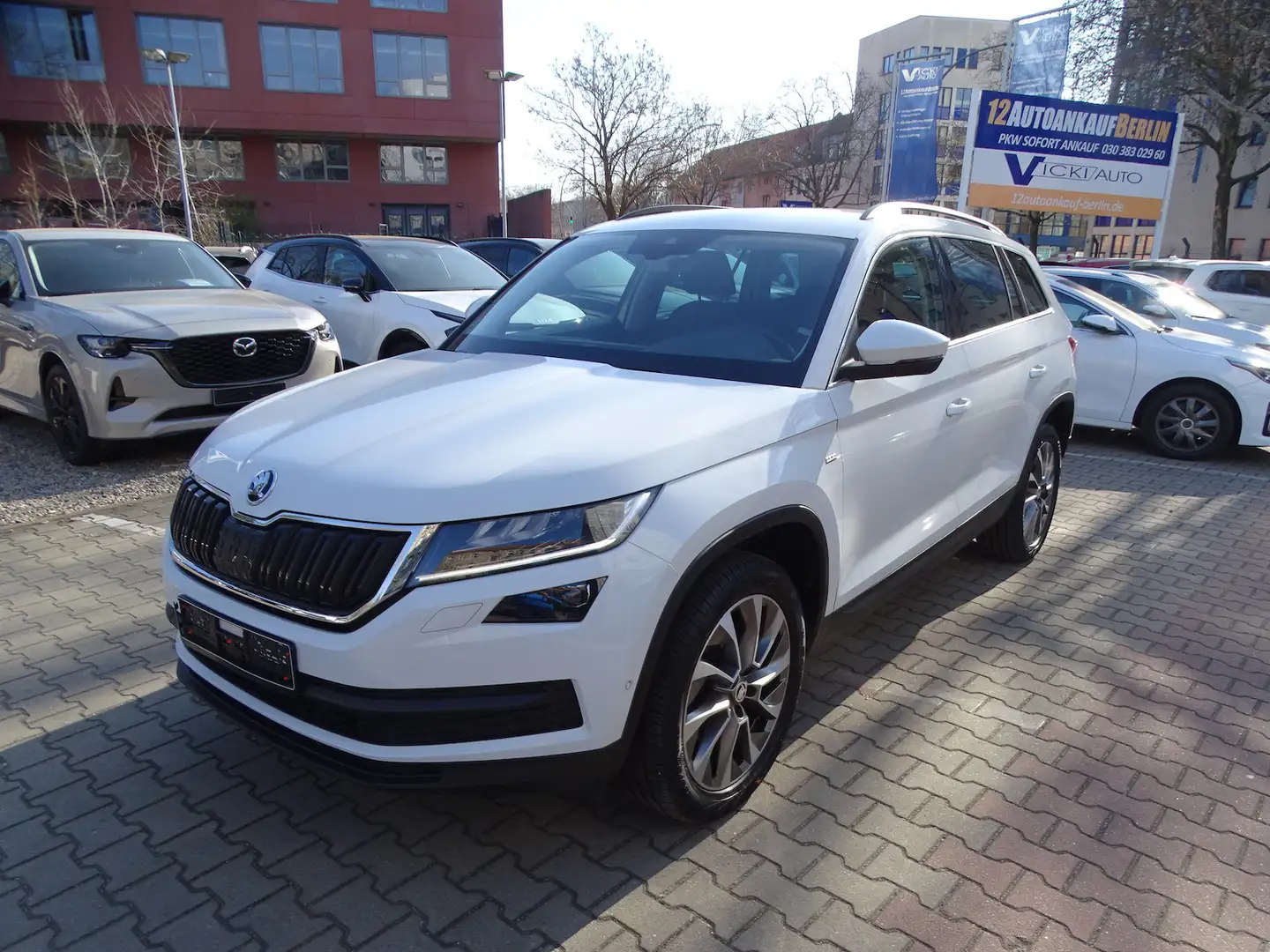 Skoda Kodiaq 1.5 TSI ACT Clever Automatik Weiß - 1