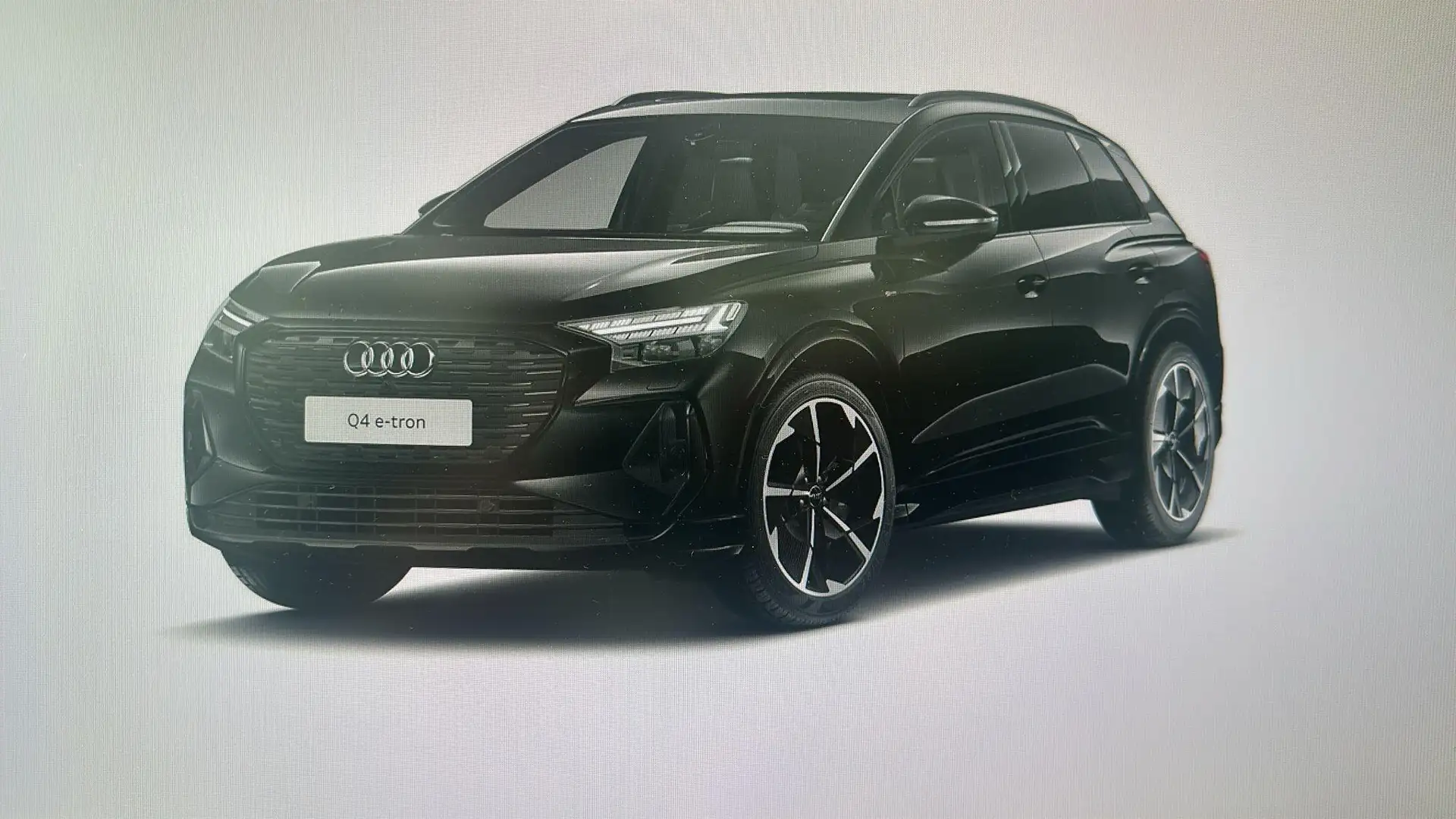 audi q4