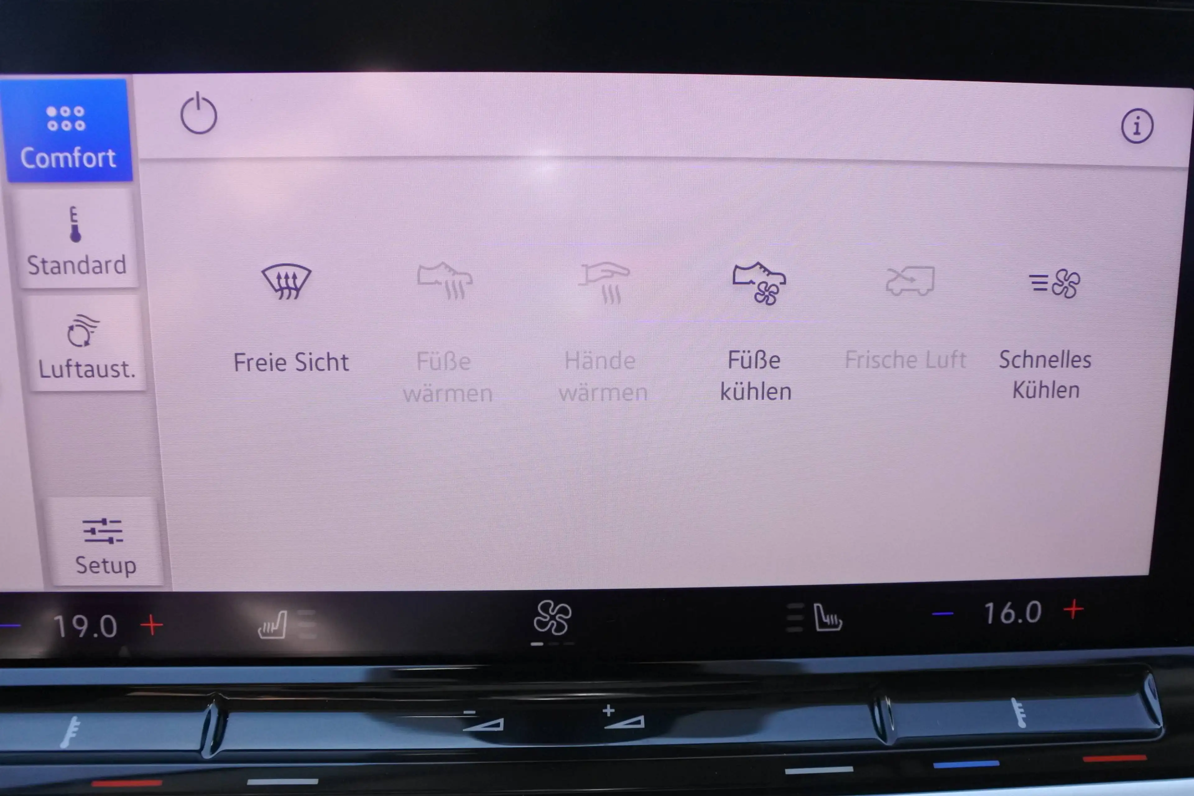 Ford Tourneo Connect Tourneo Connect 2,0 EcoBlue XL Titanium — photo 15