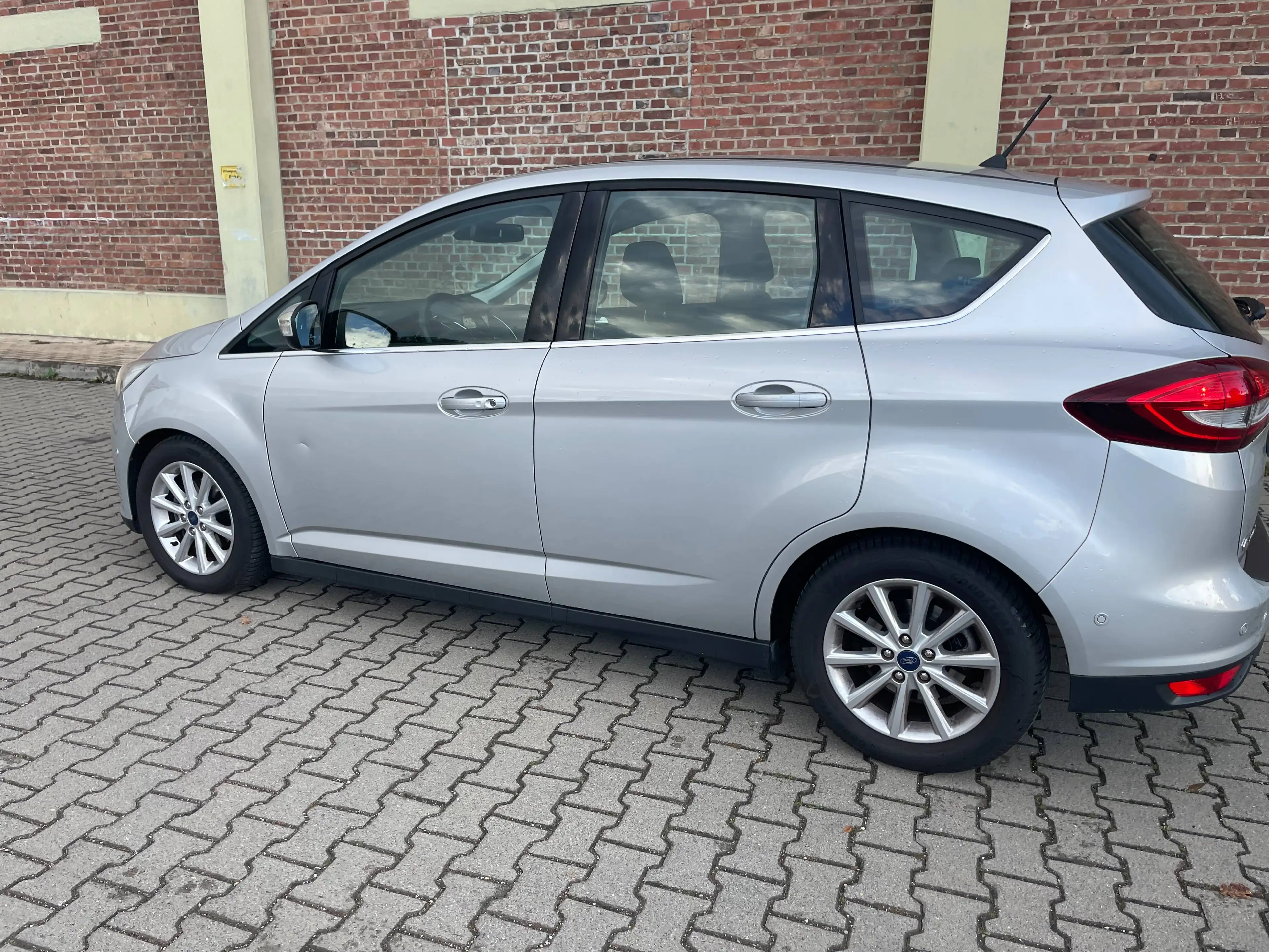 Ford C-Max Titanium NAVI, PDC — photo 5