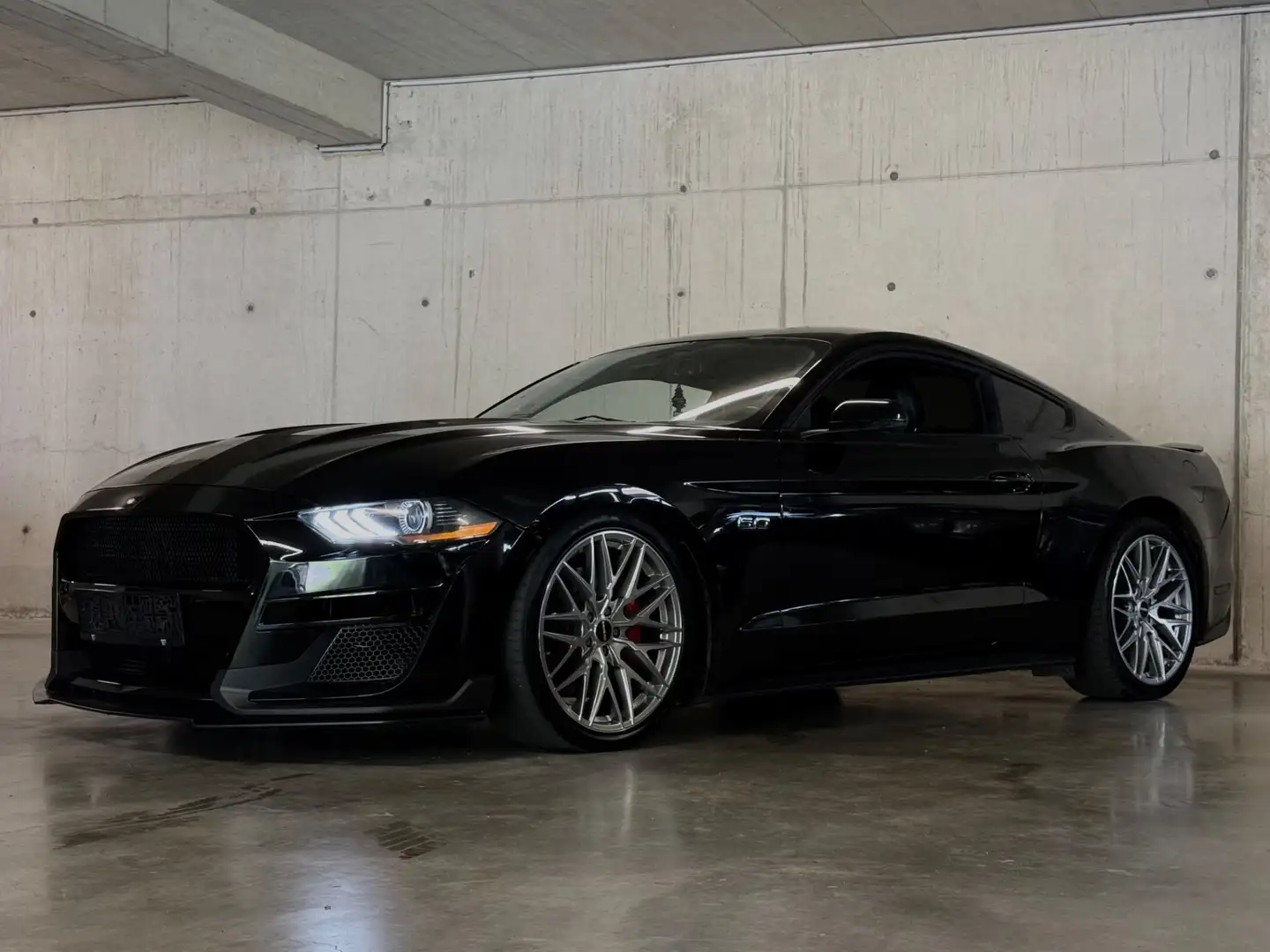 Ford Mustang Mustang 5,0 Ti-VCT V8 GT Aut. GT Schwarz - 2