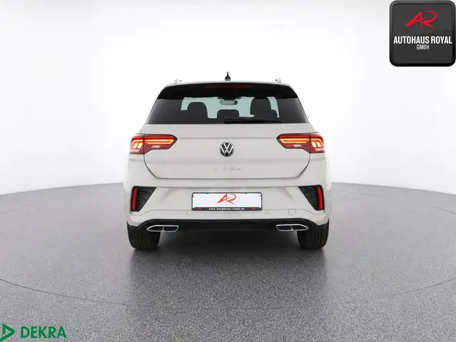 Volkswagen T-Roc view 4