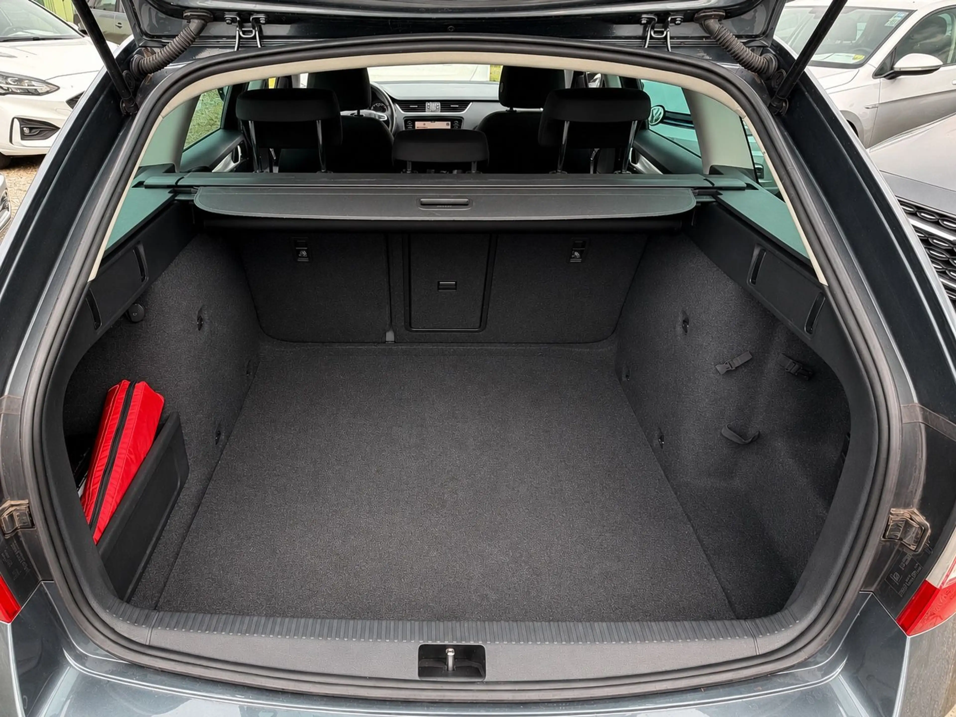 Skoda Octavia Combi Ambition *1.HAND*NAVI*DAB* — photo 15