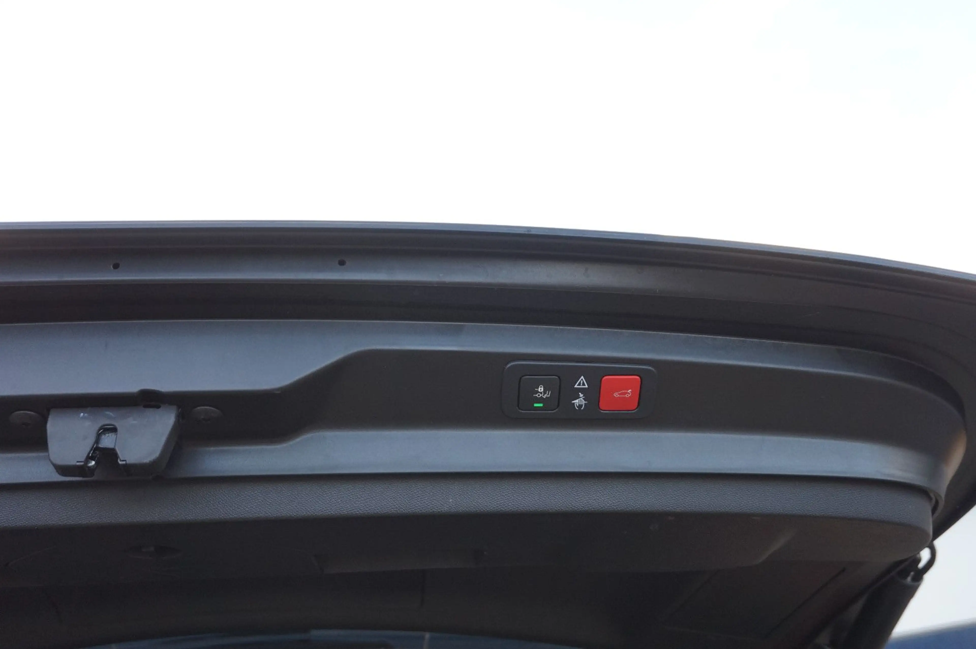 Peugeot 5008 GT Hdi 130 Automat. 7 Sitzer; El.Heckklappe — photo 8