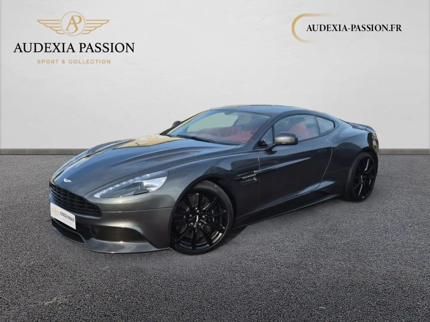 Aston Martin Vanquish Coupé V12 576 ch Touchtronic 3 A Grijs - 1