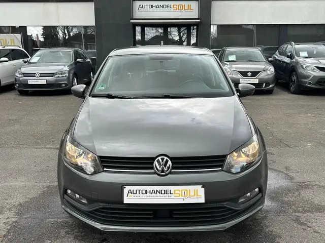 Volkswagen Polo view 6
