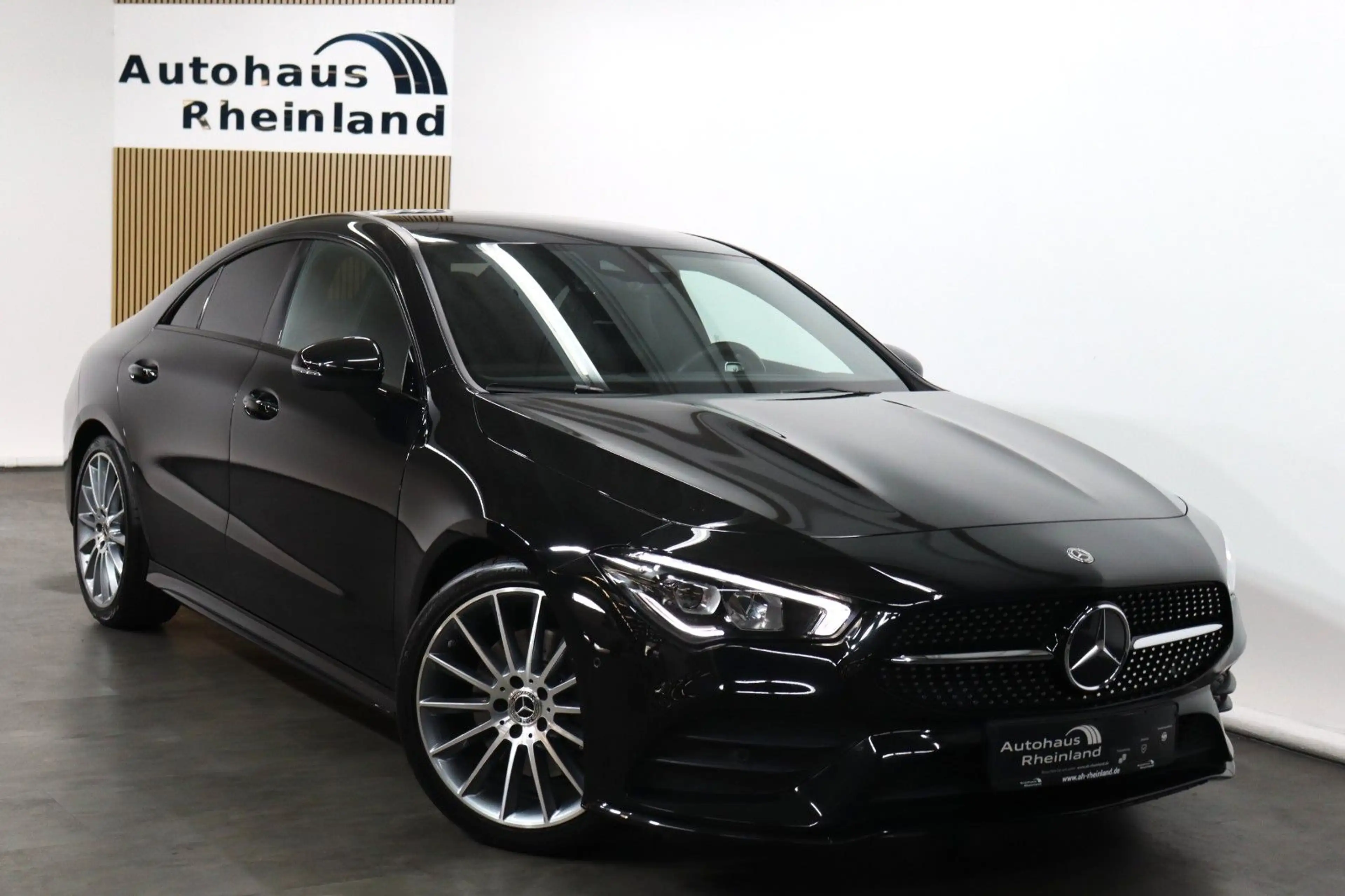 Mercedes-Benz CLA 200 AMG*LEDER*MBUX*KAMERA*LED*TOTWINKEL*AMBI — photo 2