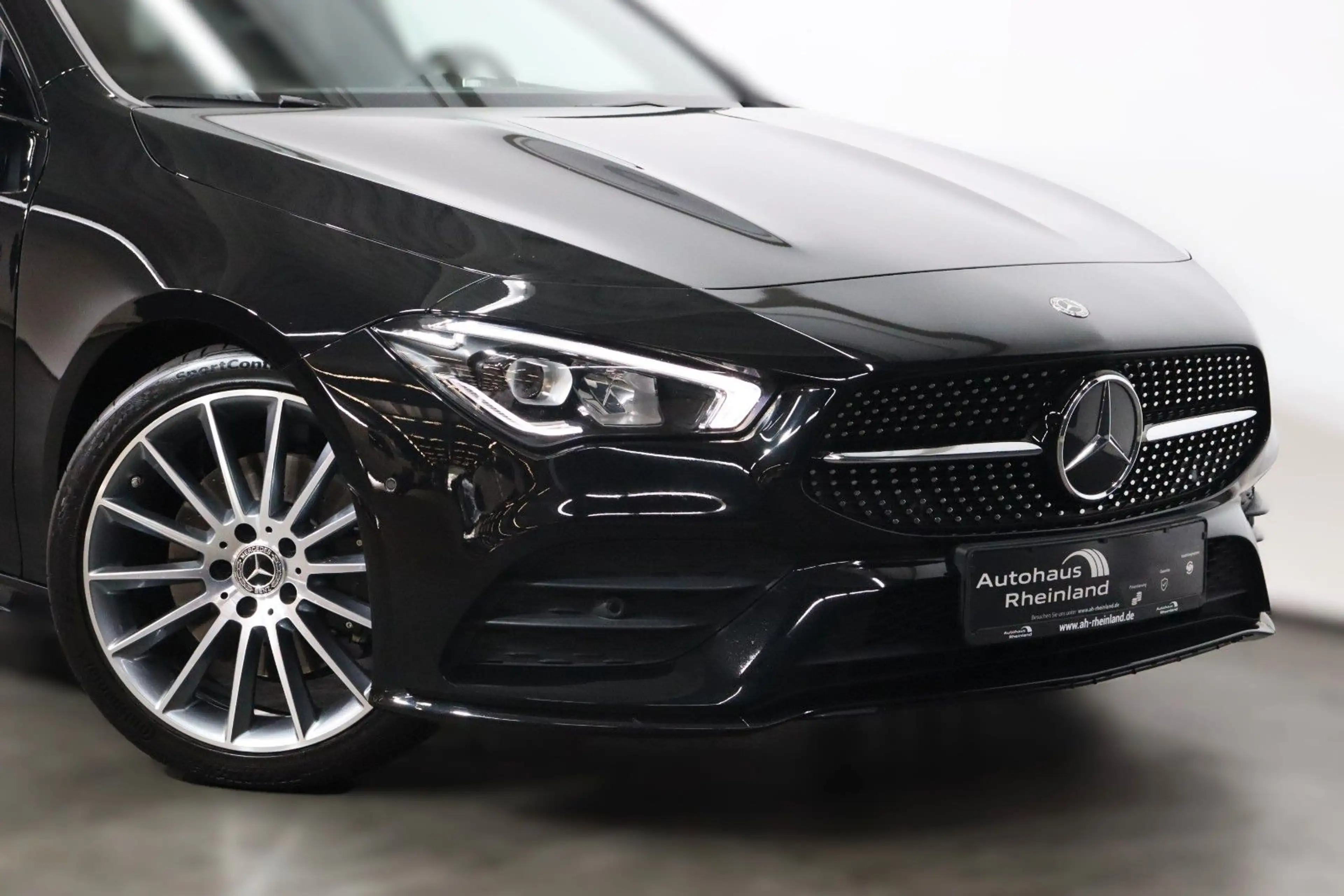 Mercedes-Benz CLA 200 AMG*LEDER*MBUX*KAMERA*LED*TOTWINKEL*AMBI — photo 3