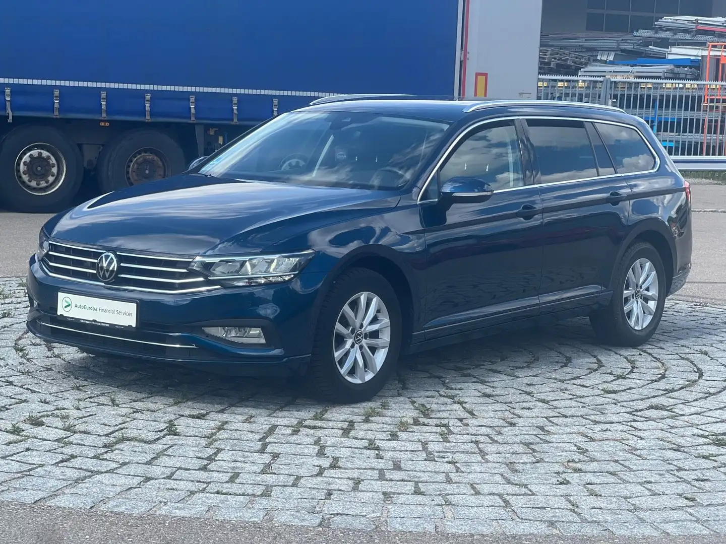 Volkswagen Passat Variant Bus:2.0TDI DSG LED KAM ACC Blauw - 2
