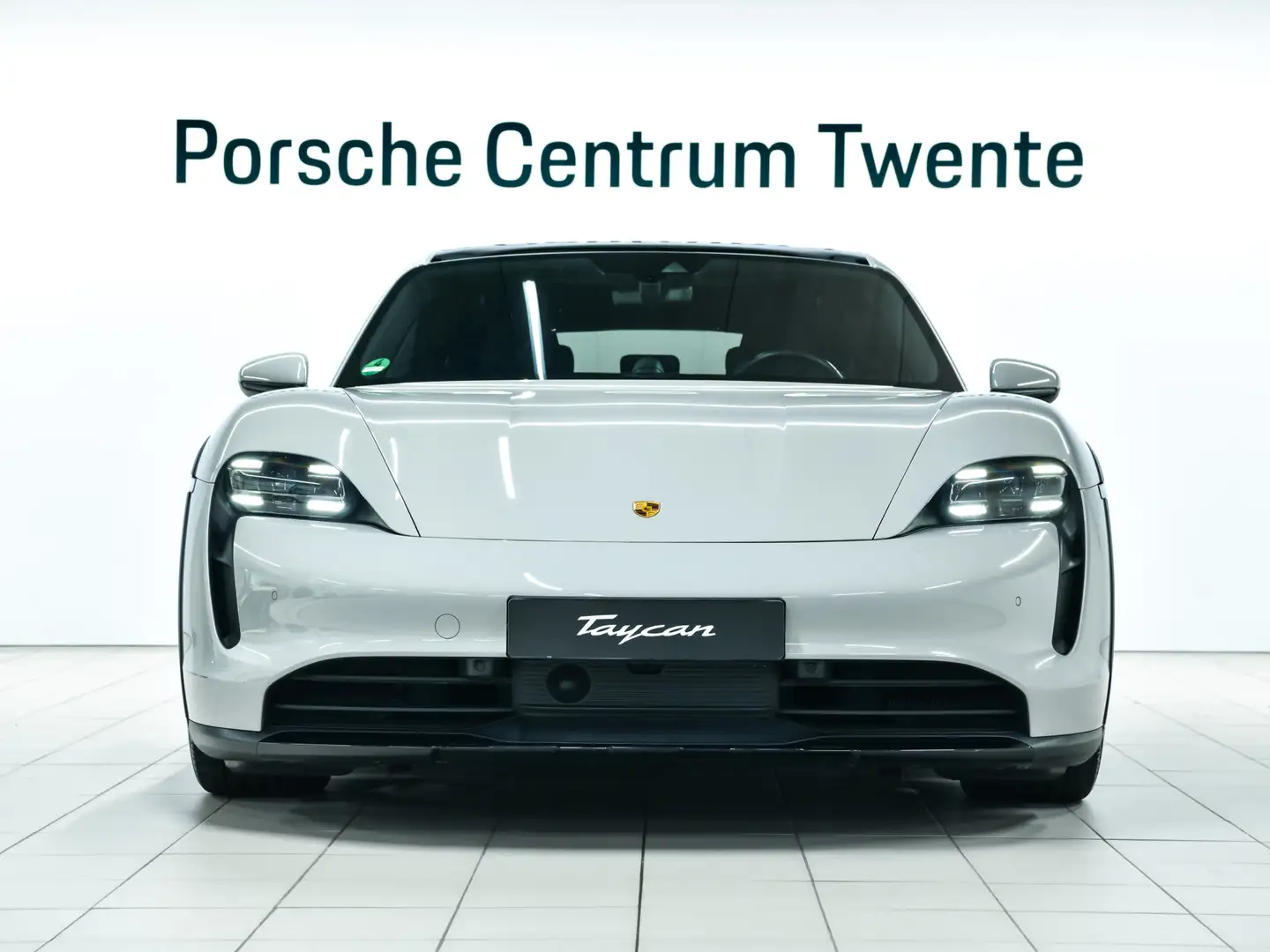 Porsche Taycan 4S Cross Turismo Grijs - 2
