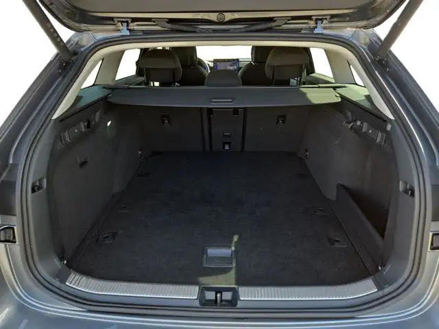 Skoda Superb view 14