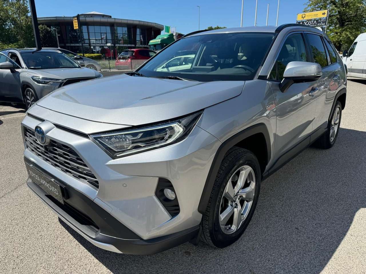 Toyota RAV 4 2.5 HV 218cv E-CVT Lounge 2WD