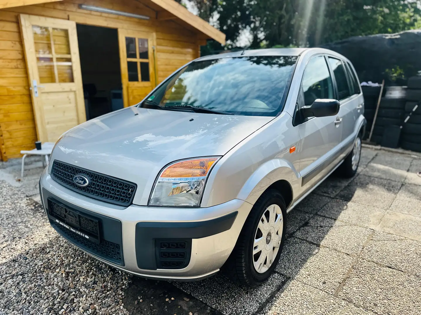 Ford Fusion Style Gris - 1