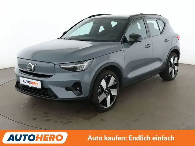 2022 Volvo XC40 in Grey for sale