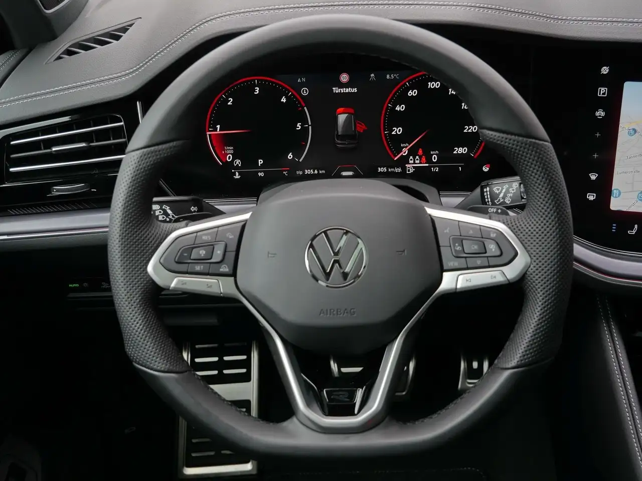 Volkswagen Touareg R-Line Final Edition V6 |AHK|PANO|STAND| 9