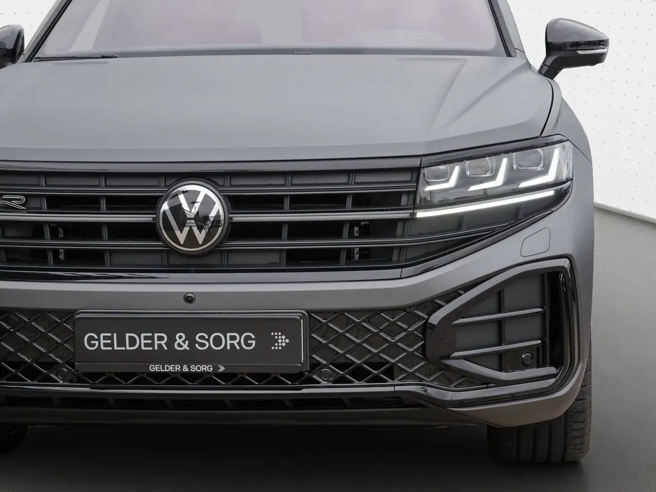Volkswagen Touareg R-Line Final Edition V6 |AHK|PANO|STAND| 12