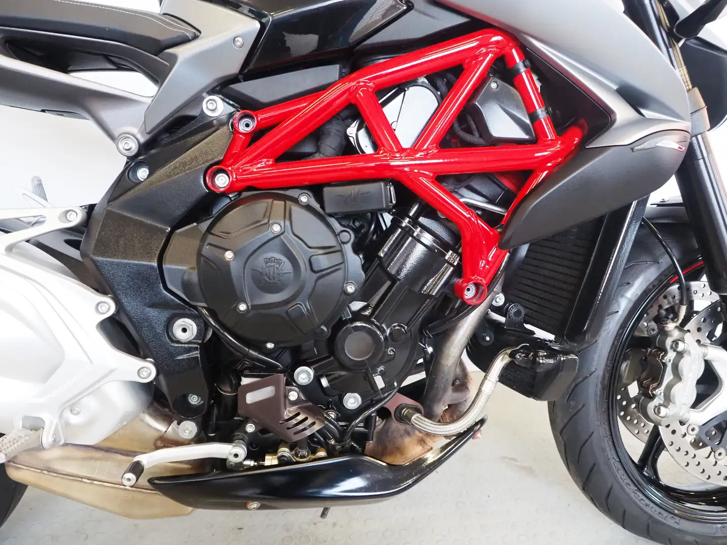 MV Agusta Brutale 800 RR White - 2