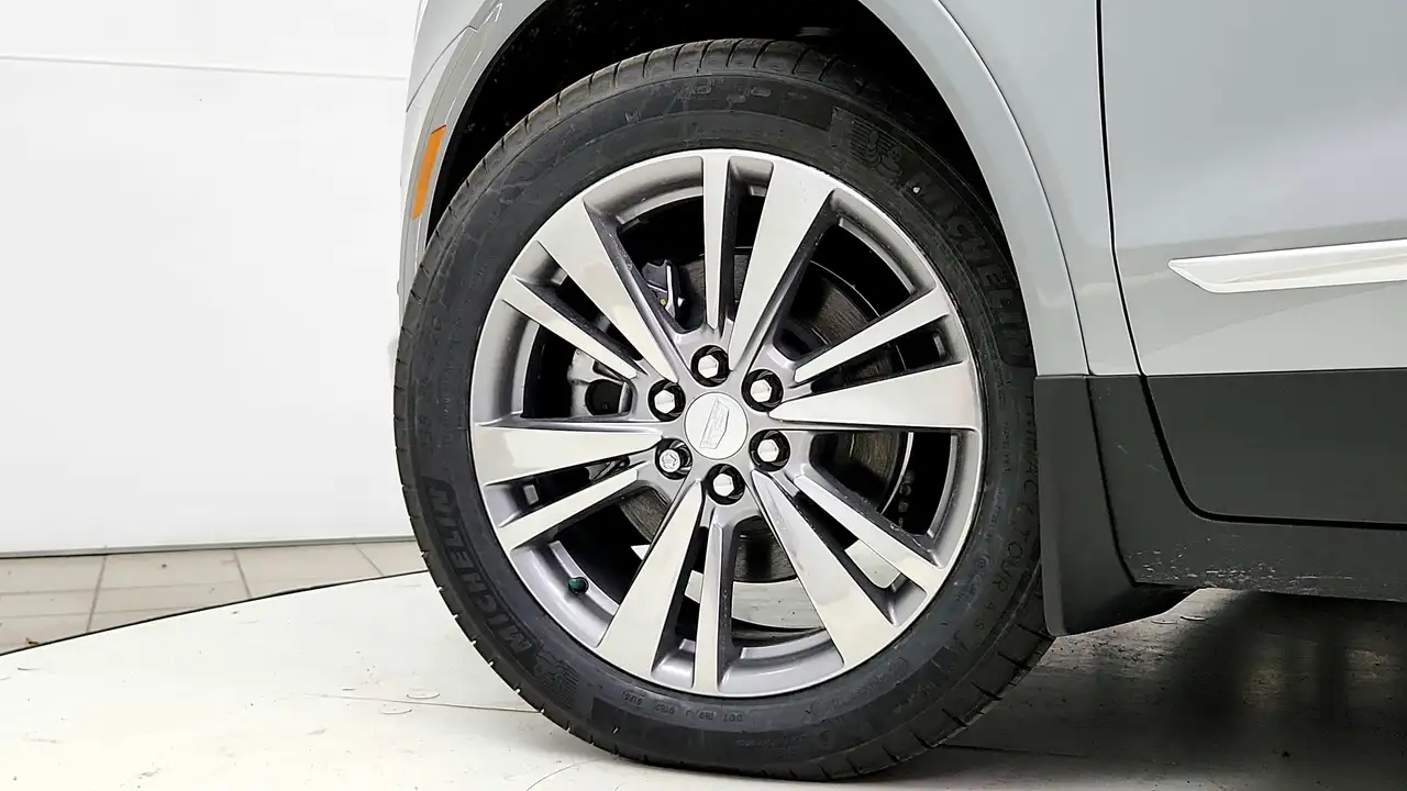Cadillac XT5 снимка Cadillac XT5