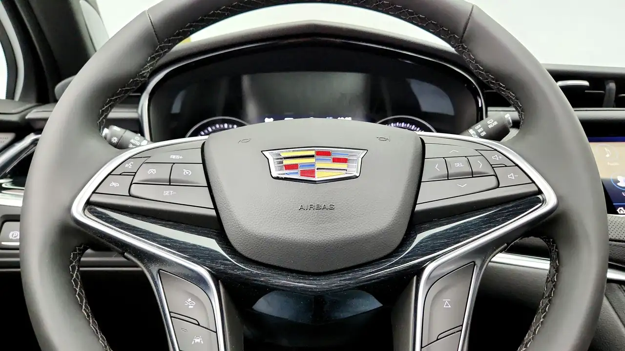 Cadillac XT5 снимка Cadillac XT5