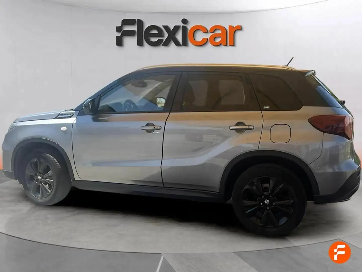 Suzuki Vitara 1.5 GLE Strong Hybrid Auto Grigio - 2