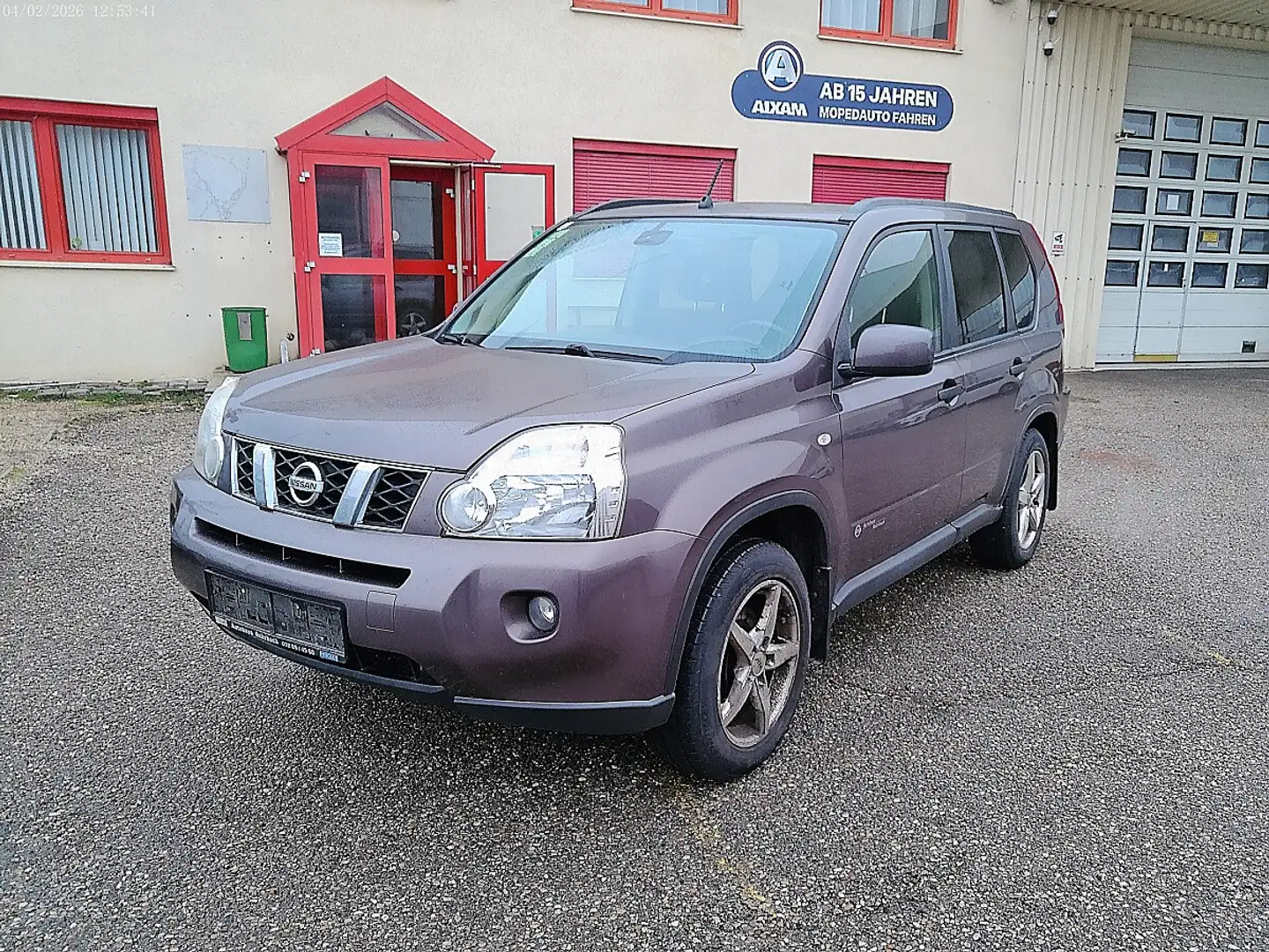Nissan X-Trail X-TRAIL 4x4 SE Style 2,0 dCi DPF Grau - 1