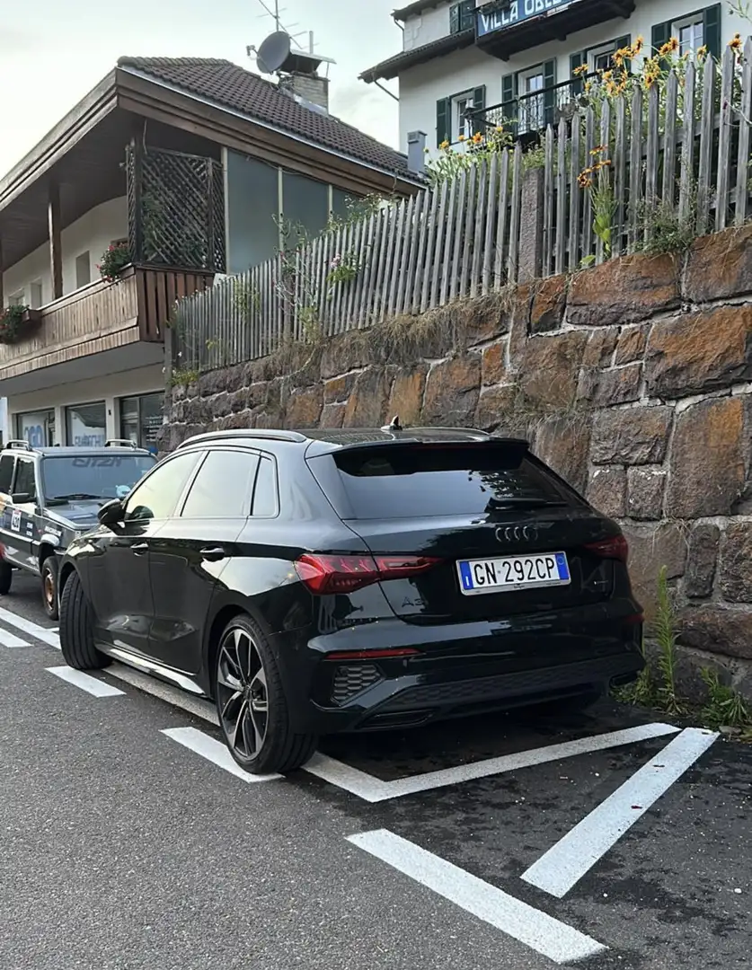 Audi A3 40 2.0 TFSI S-line QUATTRO Nero - 2