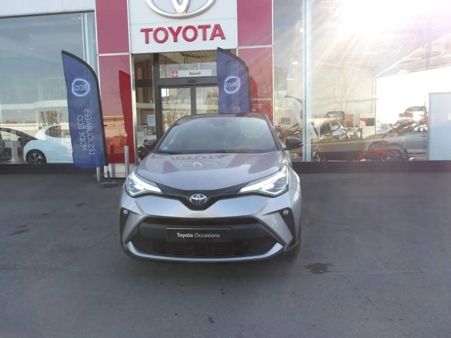 Toyota C-HR 184h Distinctive 2WD E-CVT  MC19 Gris - 2