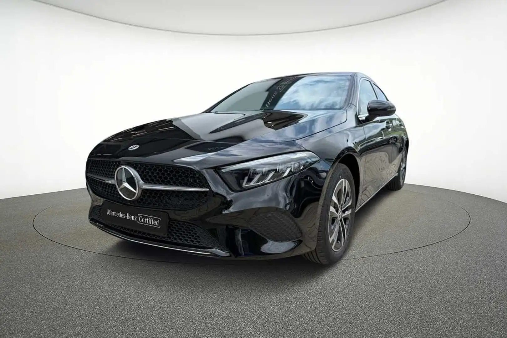 Mercedes-Benz A 250 e Berline Progressive Zwart - 1