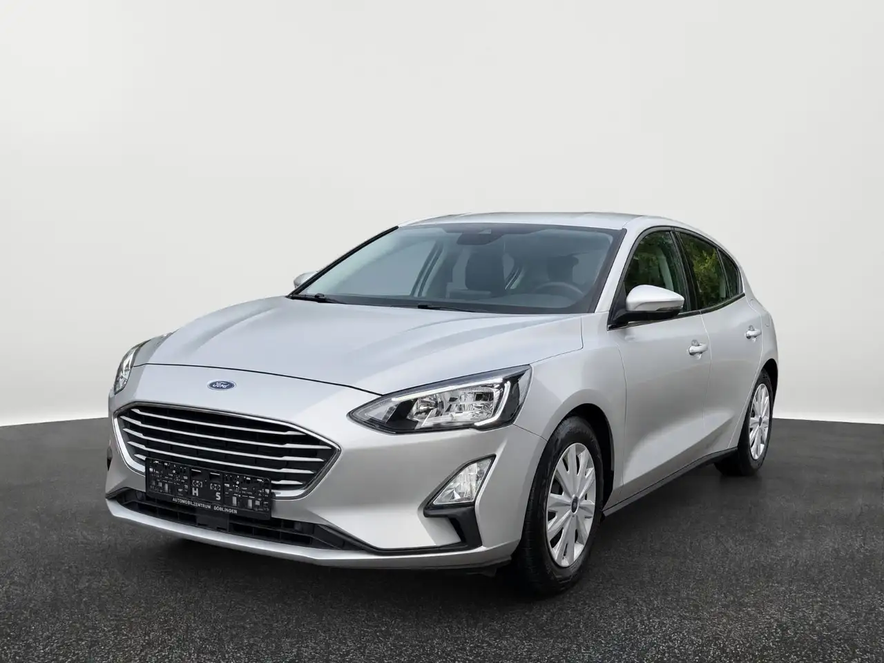 Ford Focus Lim. Cool & Connect*CARPLAY*WINTER*LED* — photo 1 of 20