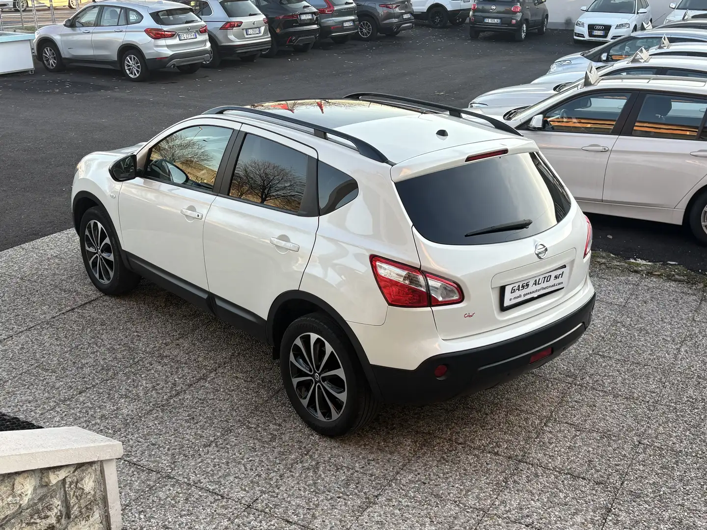 Nissan Qashqai 1.5 dci 360 Bianco - 2