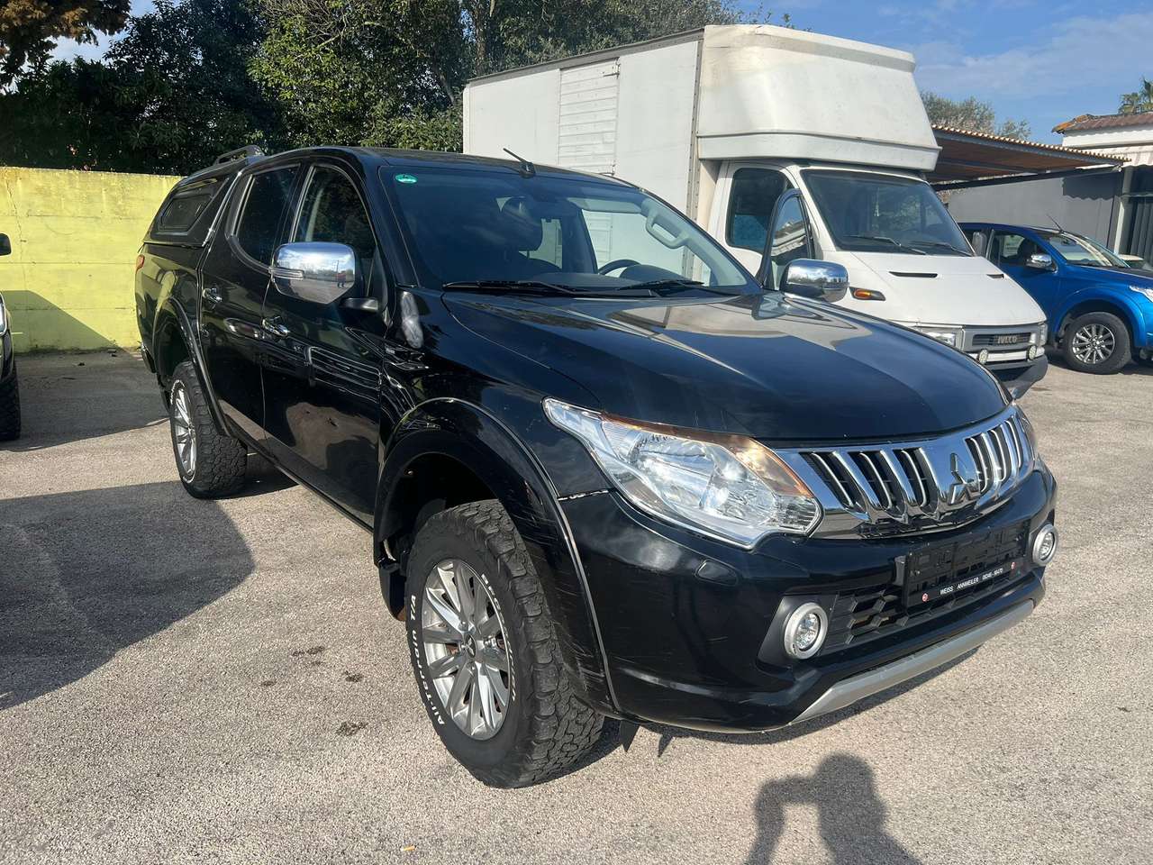 Mitsubishi L200 L200 d.cab 2.4d Intense 4wd 181cv N1