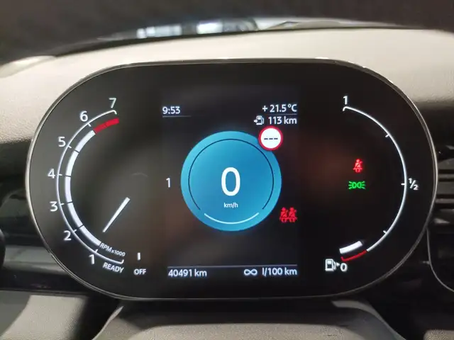 Mini Hatch view 7