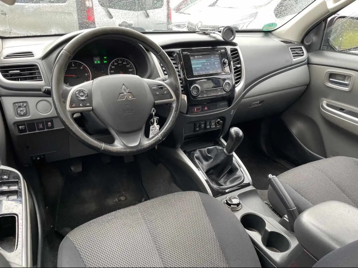 Mitsubishi L200 2.4 DI-D Plus Doppelkabine 4WD Kamera|Offr. Чорний - 2
