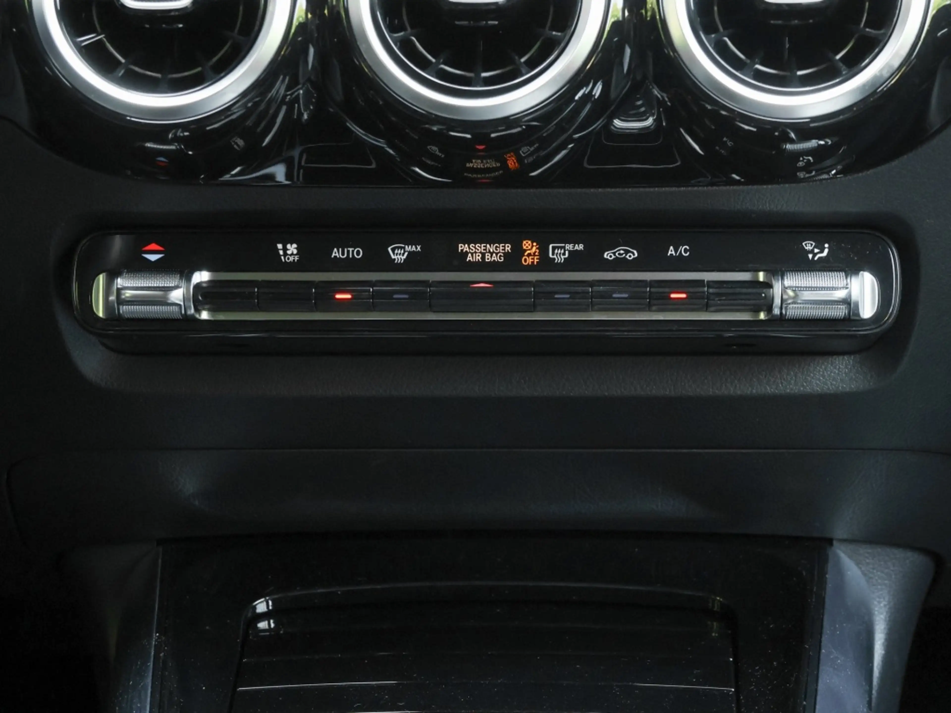 Mercedes-Benz B 200 4M Progressive/AHK/LED/Kamera/Tempomat/17" — photo 10