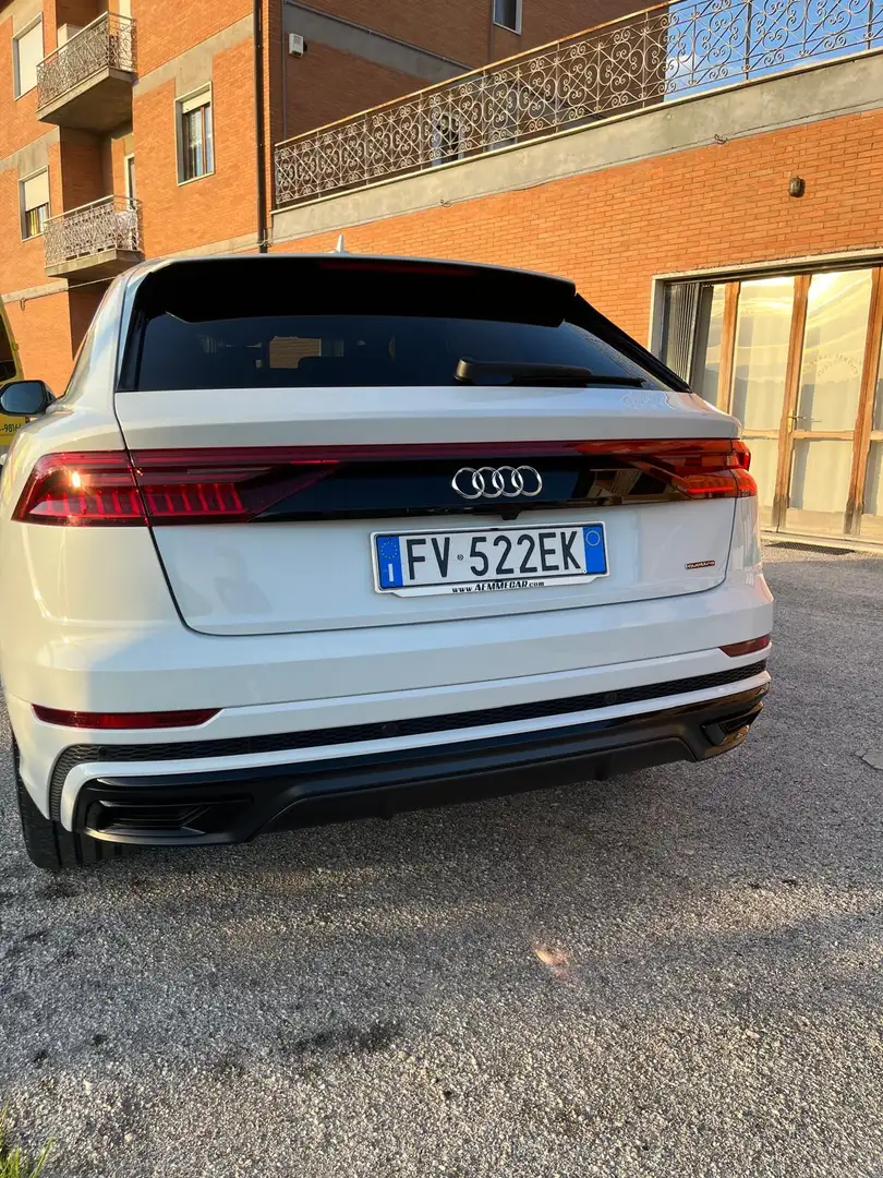 Audi Q8 S-line Full optional Beyaz - 2