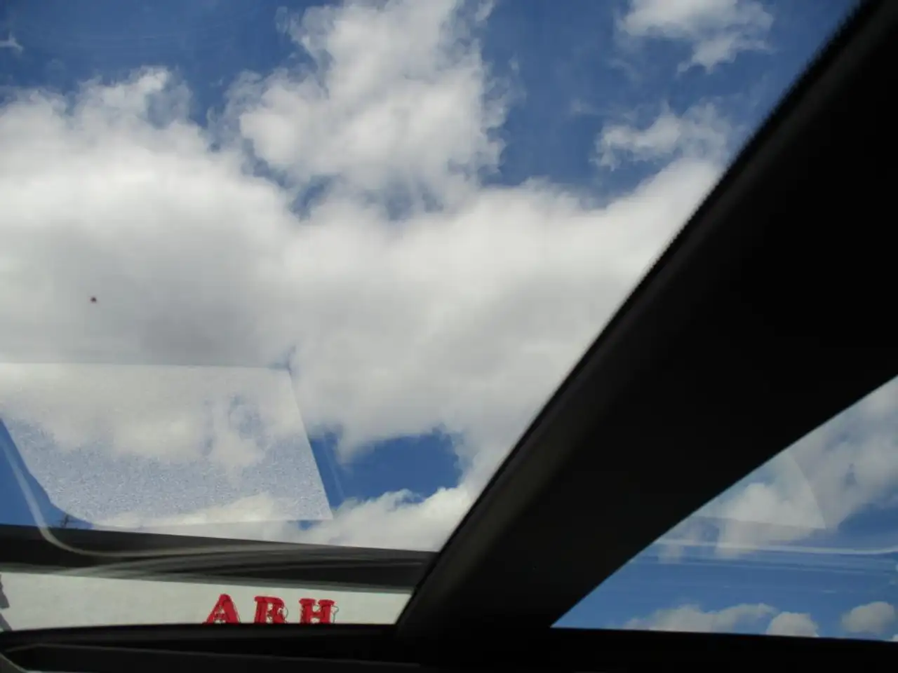 Mitsubishi Outlander снимка Mitsubishi Outlander