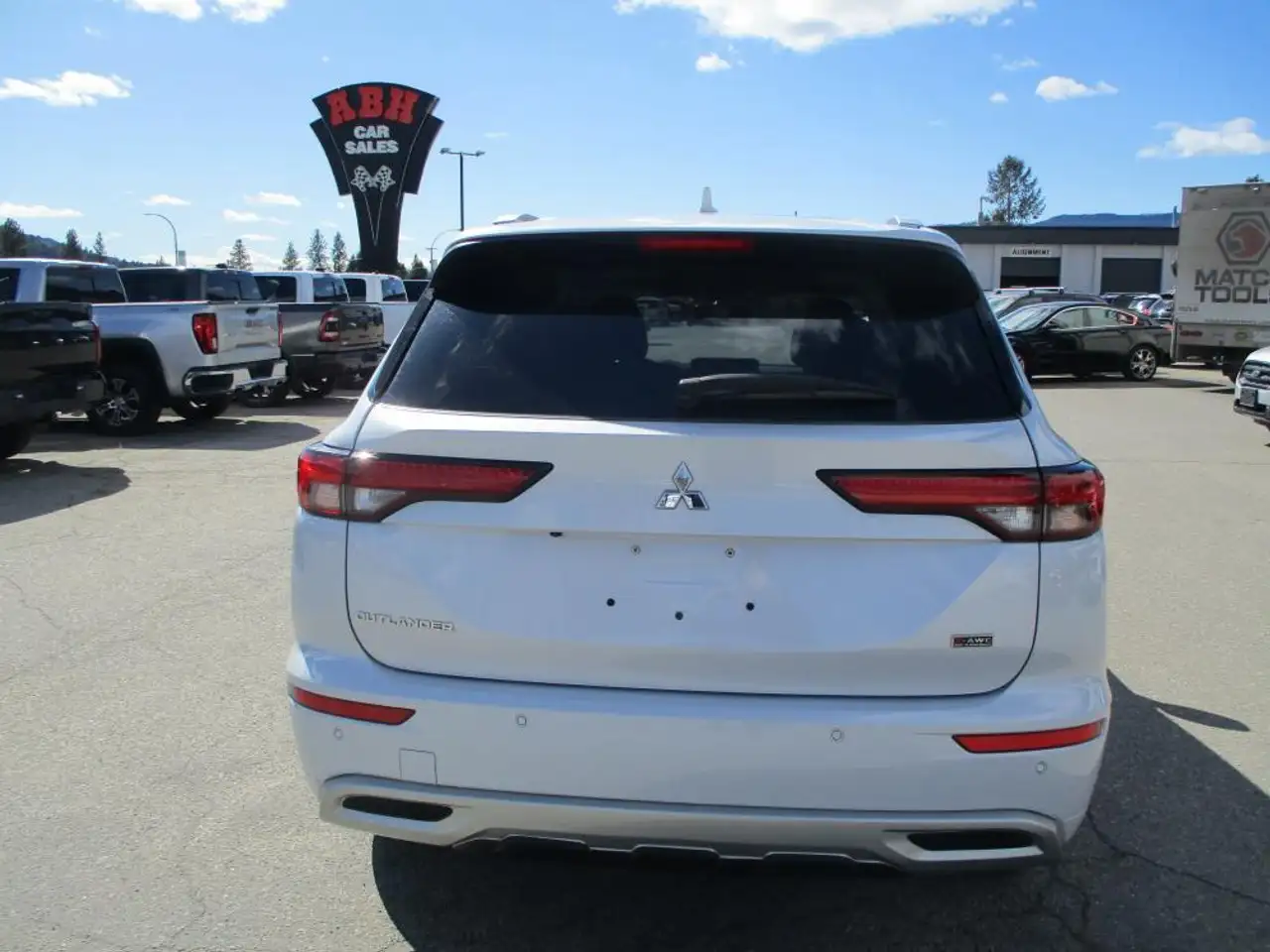 Mitsubishi Outlander снимка Mitsubishi Outlander