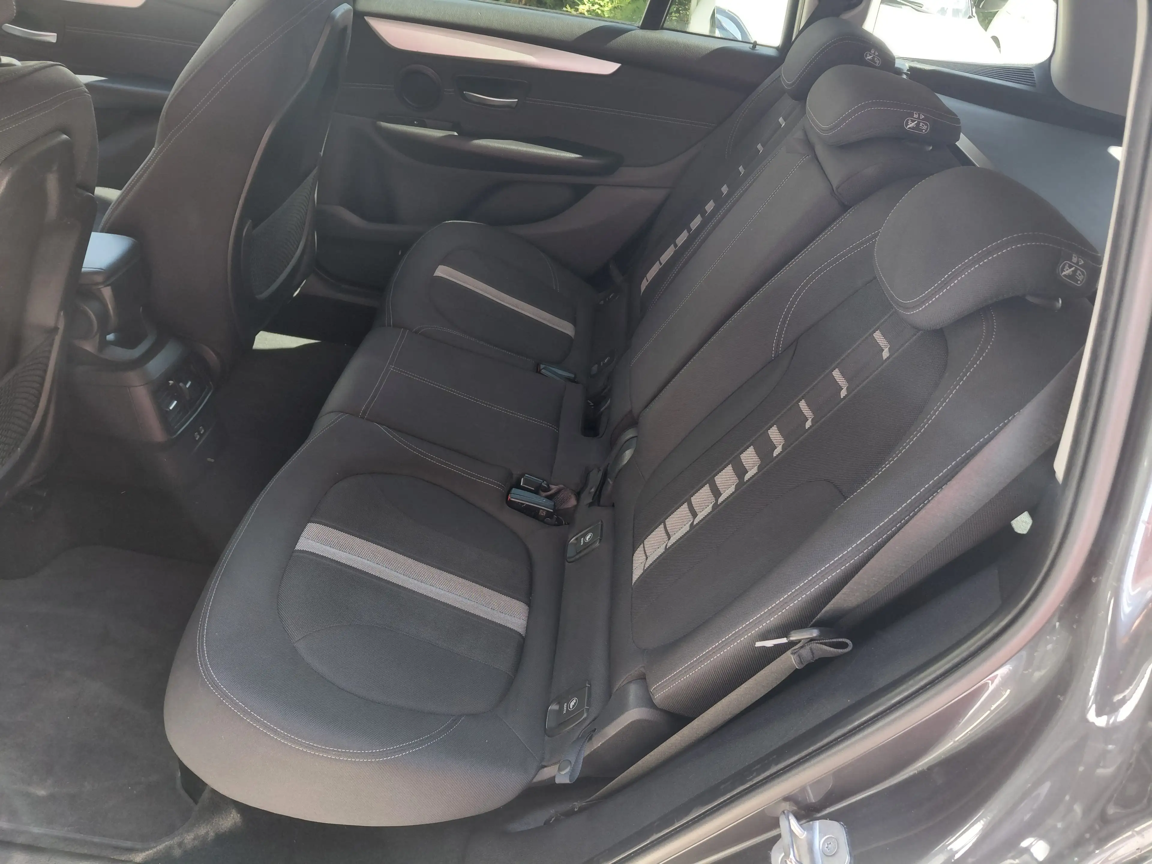 BMW 216 d Gran Tourer * Rückfahrkamera, LED, Navi, usw* — photo 12