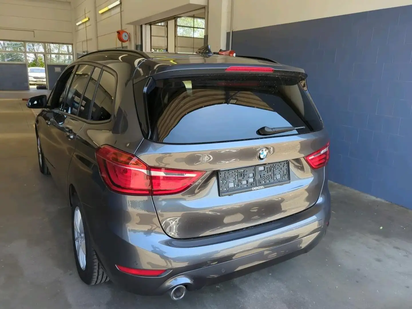BMW 216 d Gran Tourer * Rückfahrkamera, LED, Navi, usw* Grau - 2