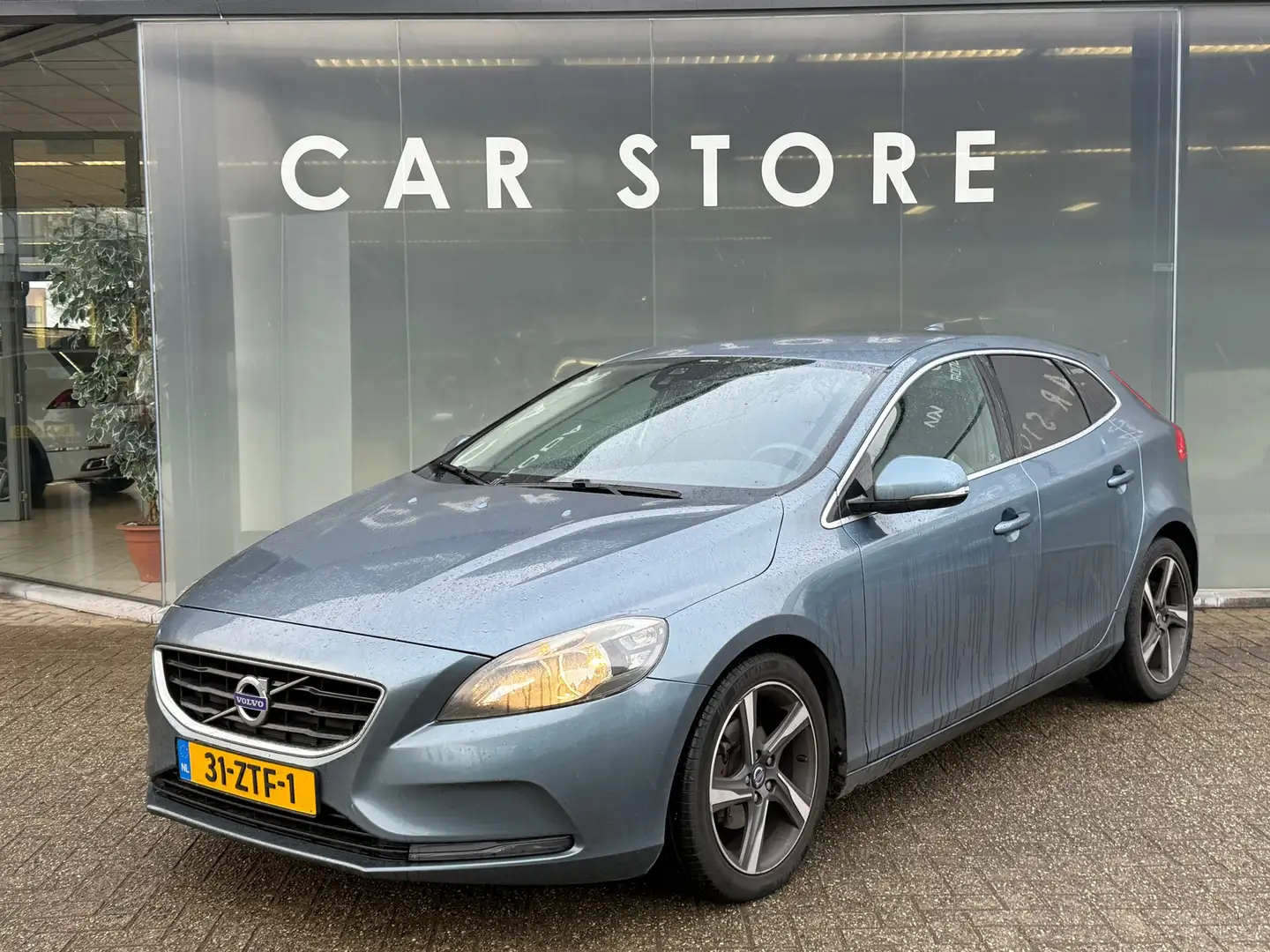 Volvo V40 1.6 D2 Momentum Navi Camera Blauw - 1