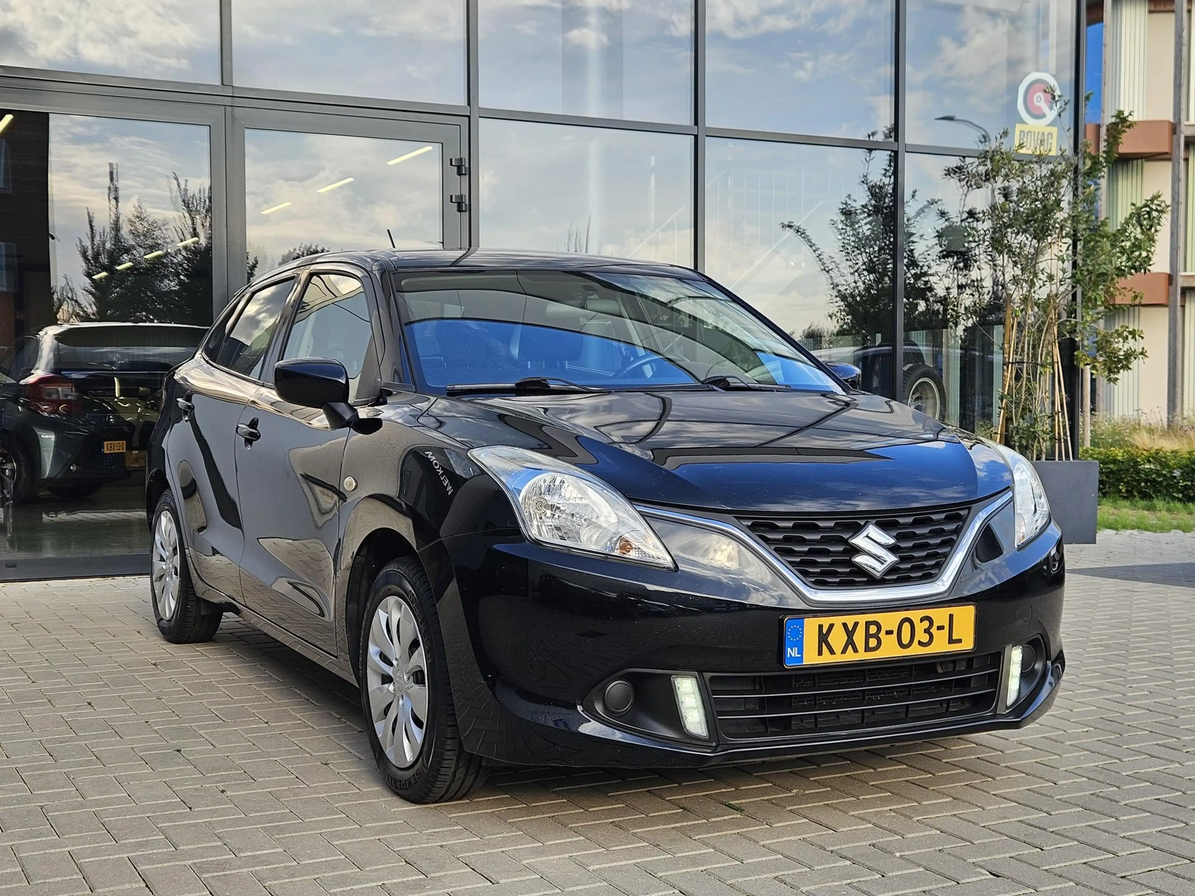 Suzuki Baleno 1.2 Exclusive Volledig onderhouden — photo 3