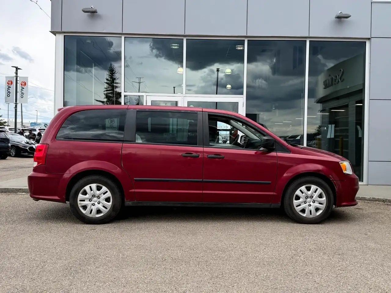 Dodge Grand Caravan снимка Dodge Grand Caravan