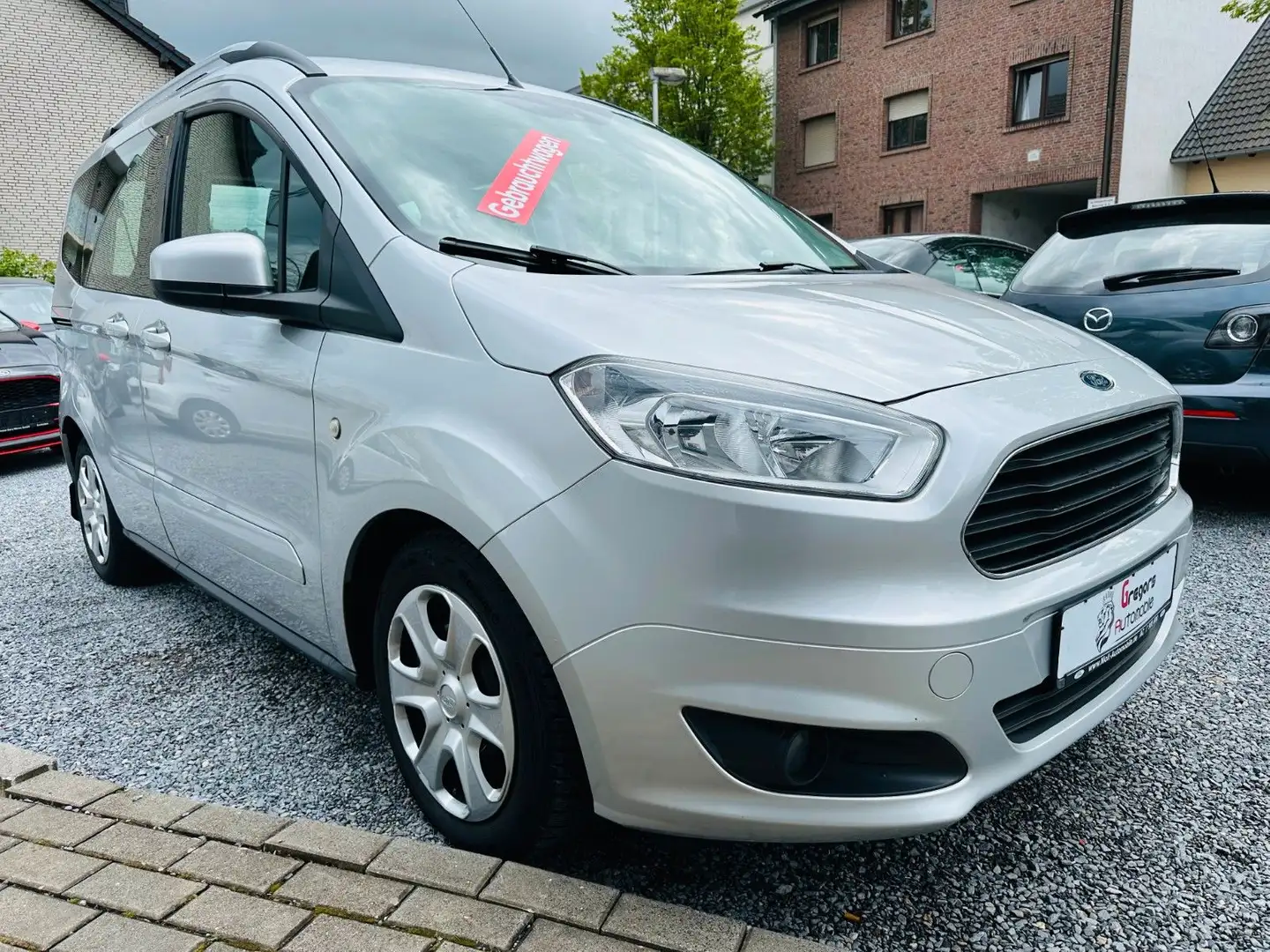 Ford Tourneo Courier Trend Silber - 1
