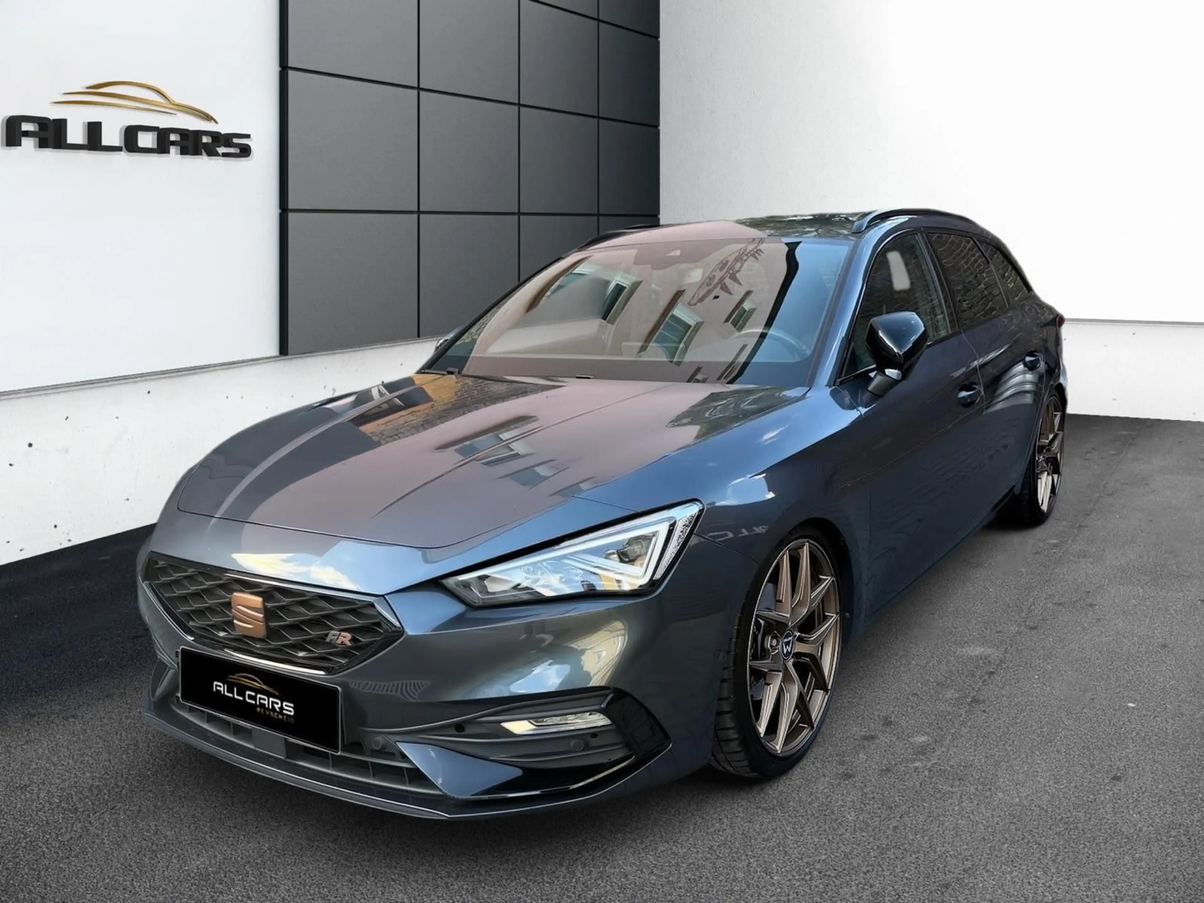 SEAT Leon Sportstourer*FR*DSG*ACC*Kamera*LED*Navi