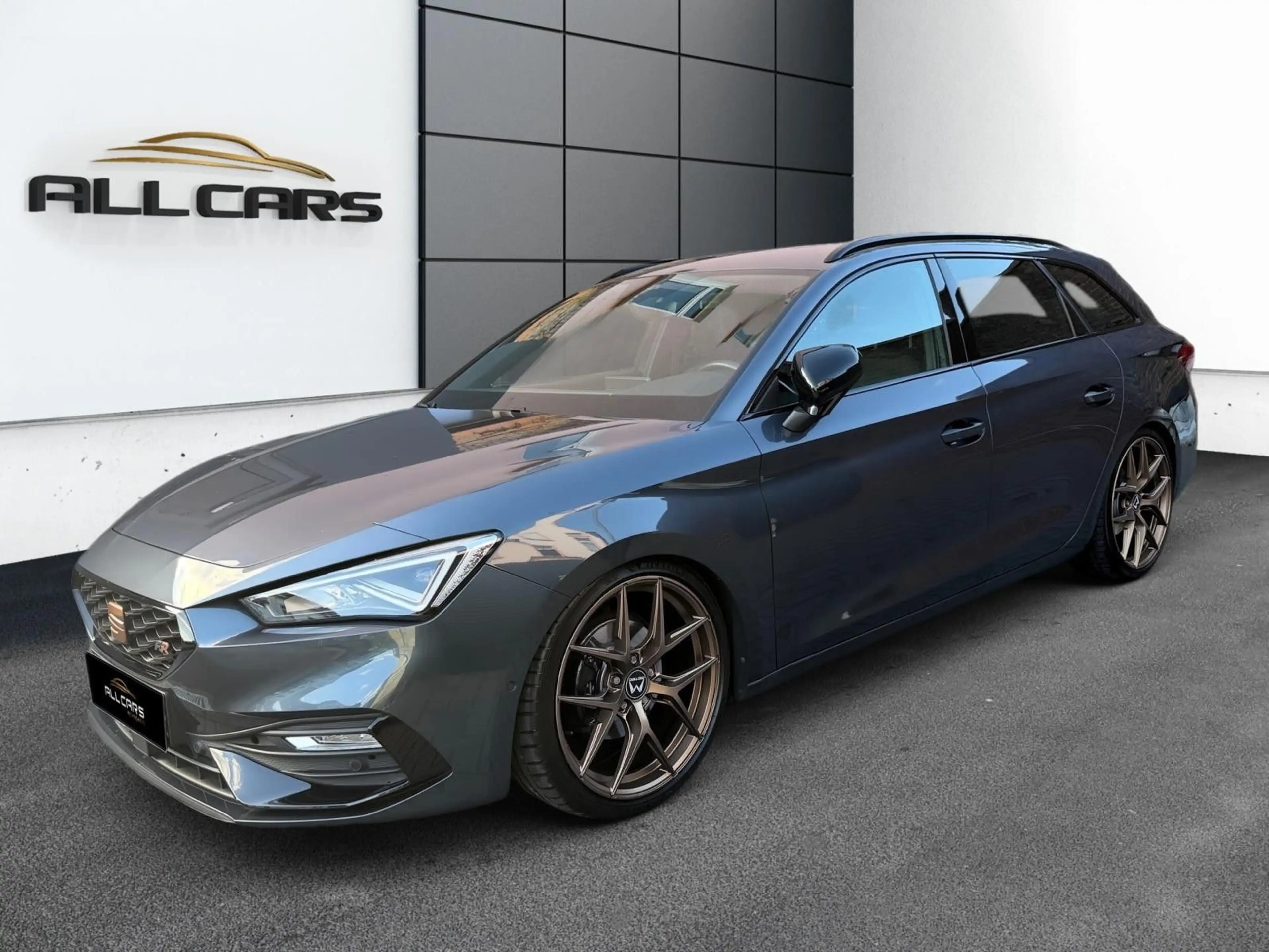 SEAT Leon Sportstourer*FR*DSG*ACC*Kamera*LED*Navi — photo 4